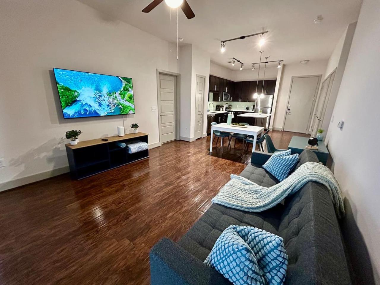 Heights Functional 2b2b Longterm Houston